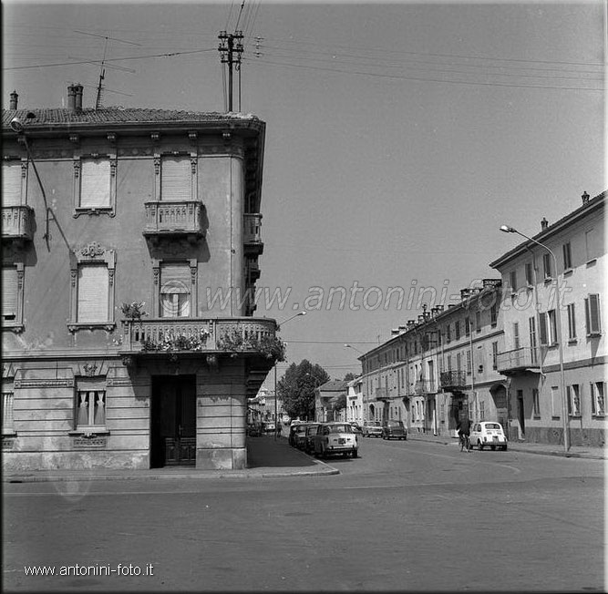 Piazza Marconi 1972