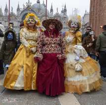 Foto 025 di 208