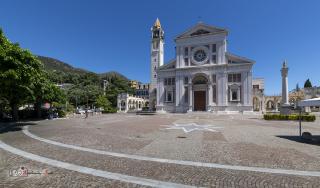 Foto 12 di 28