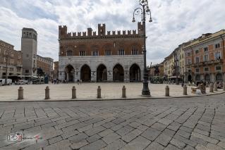 Foto 013 di 45