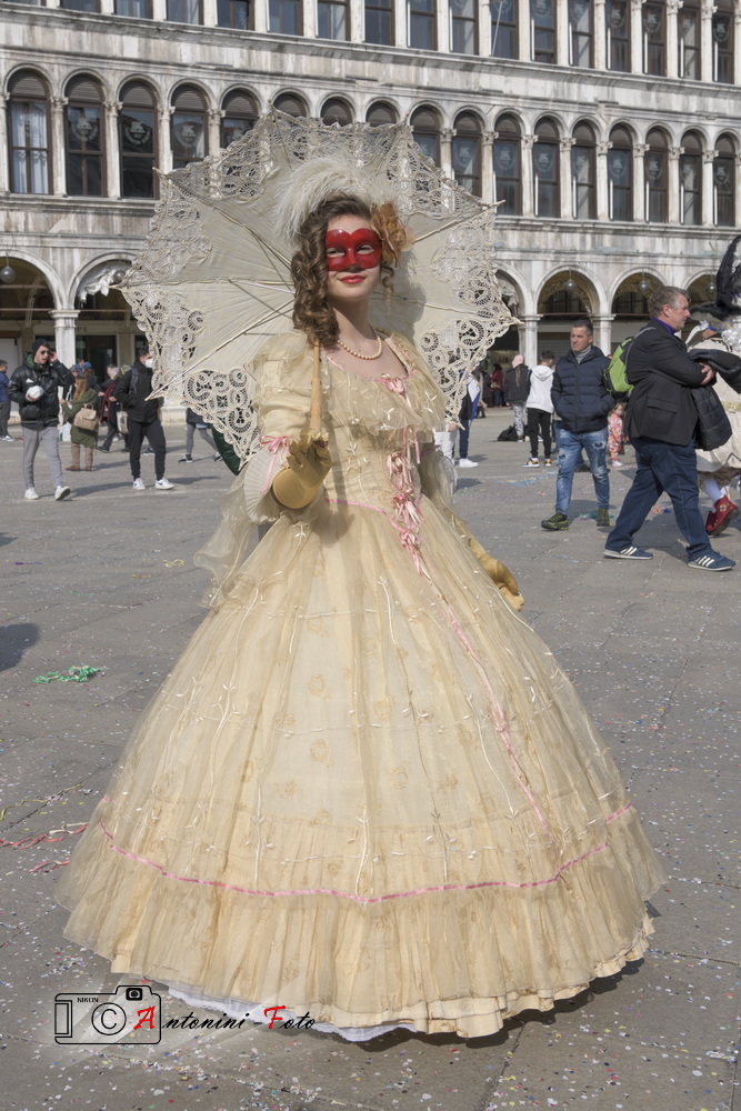 Foto 047 di 142