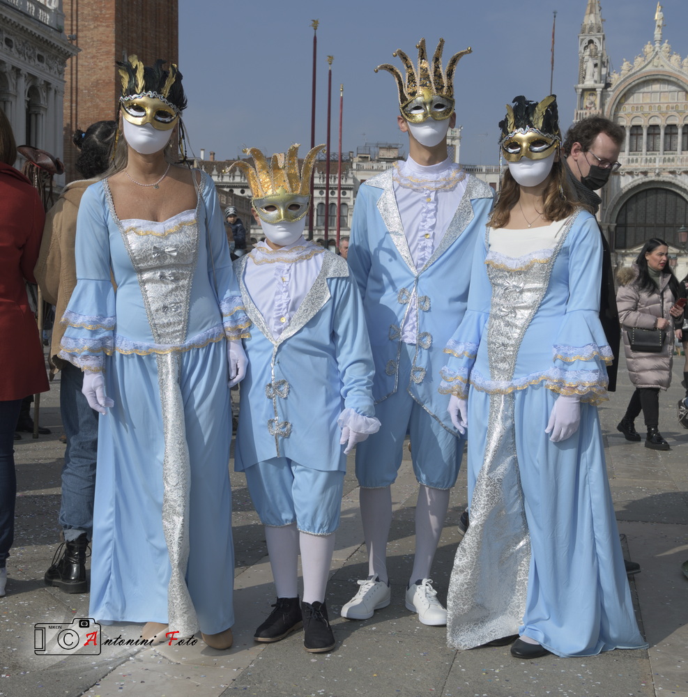 Foto 069 di 142