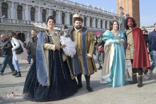 Foto 015 di 142