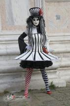 Foto 116 di 142