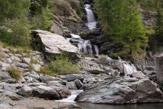Foto 34 di 59