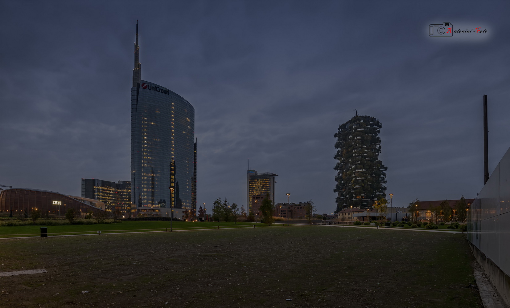 Foto 21 di 23