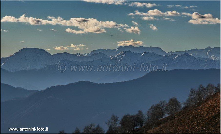 Panoramica dal monte Mottarone (NO)