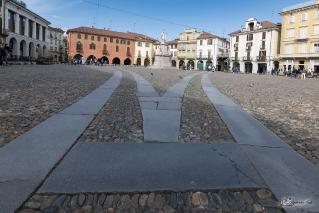 Foto 34 di 37