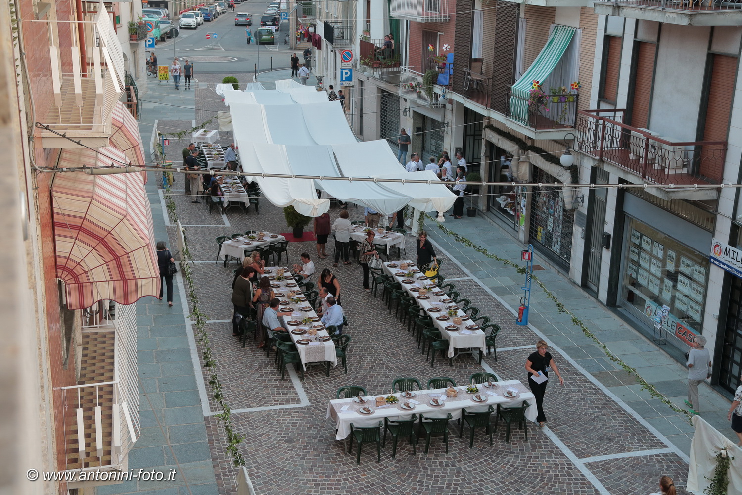 Foto 010 di 161