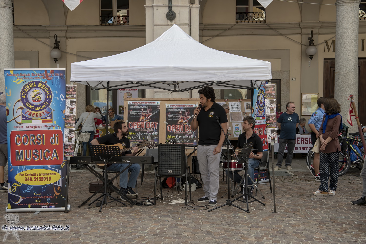Foto 046 di 139