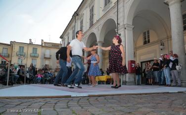 Foto 35 di 47