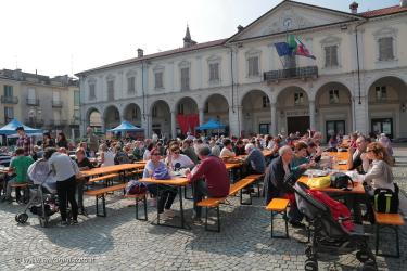 Foto 60 di 87