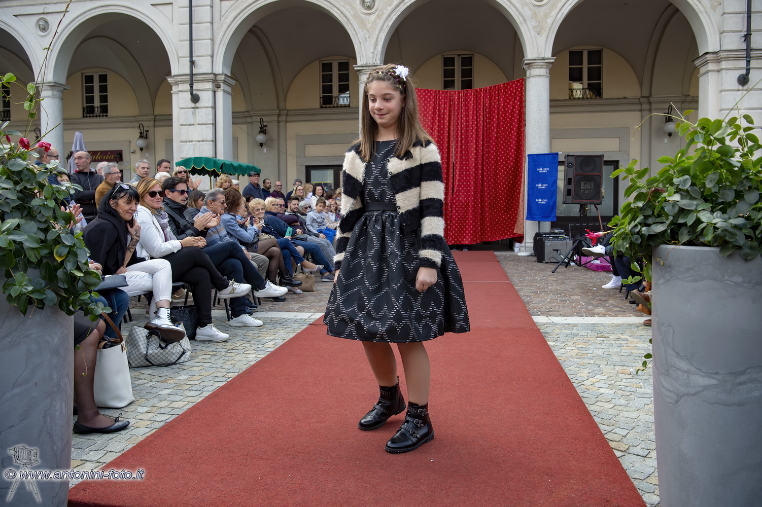 Foto 082 di 140