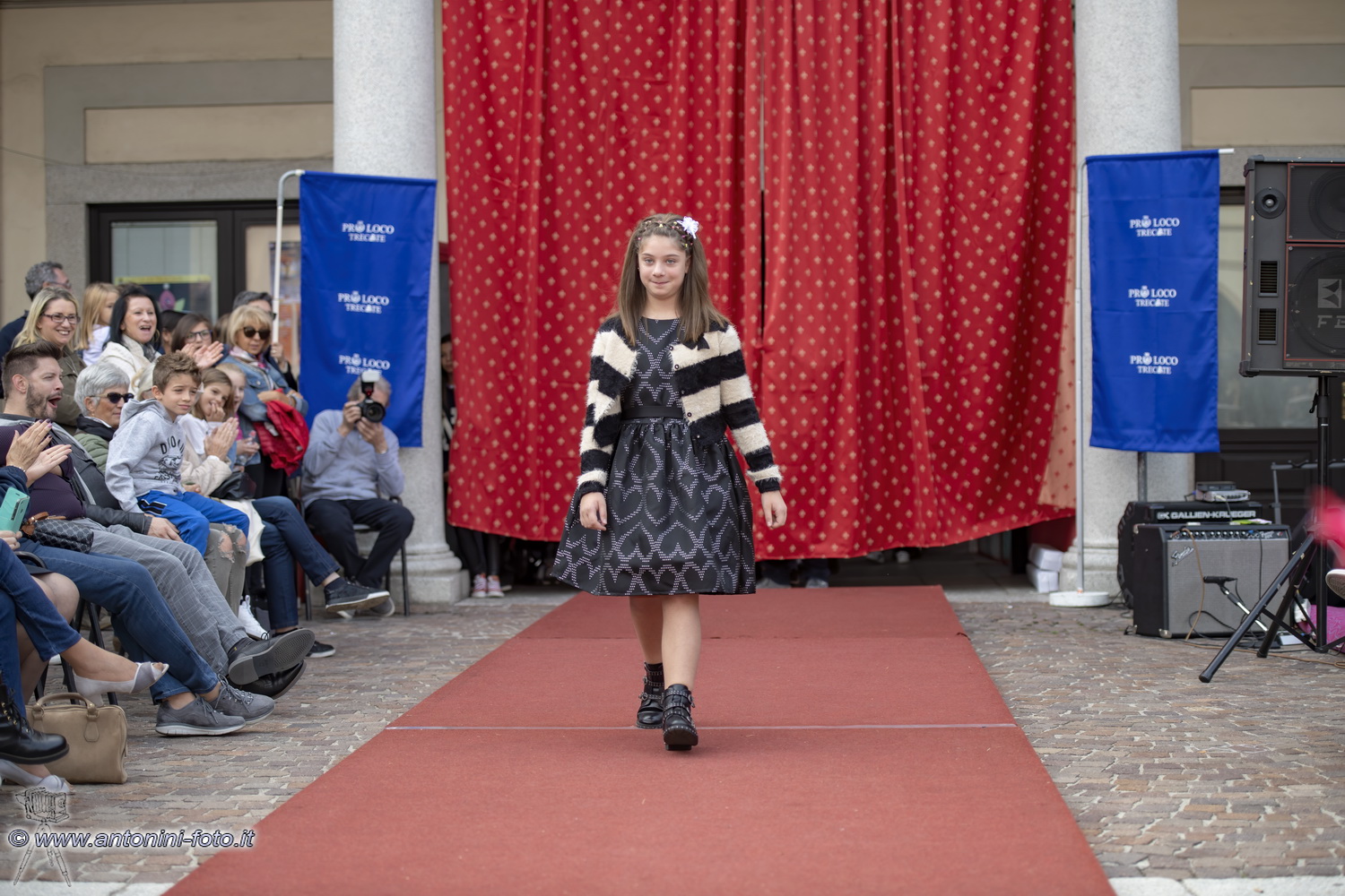 Foto 087 di 140