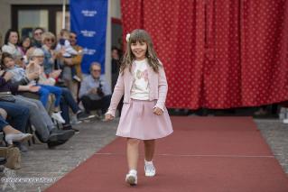 Foto 007 di 140