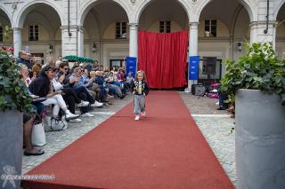 Foto 052 di 140