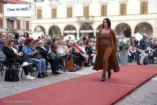Foto 48 di 85