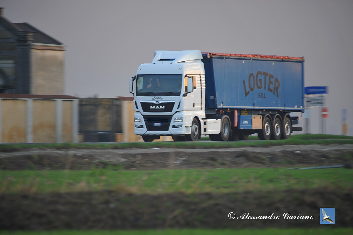Foto 66 di 76
