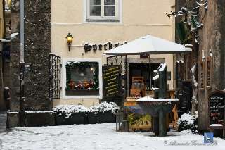 Foto 100 di 152