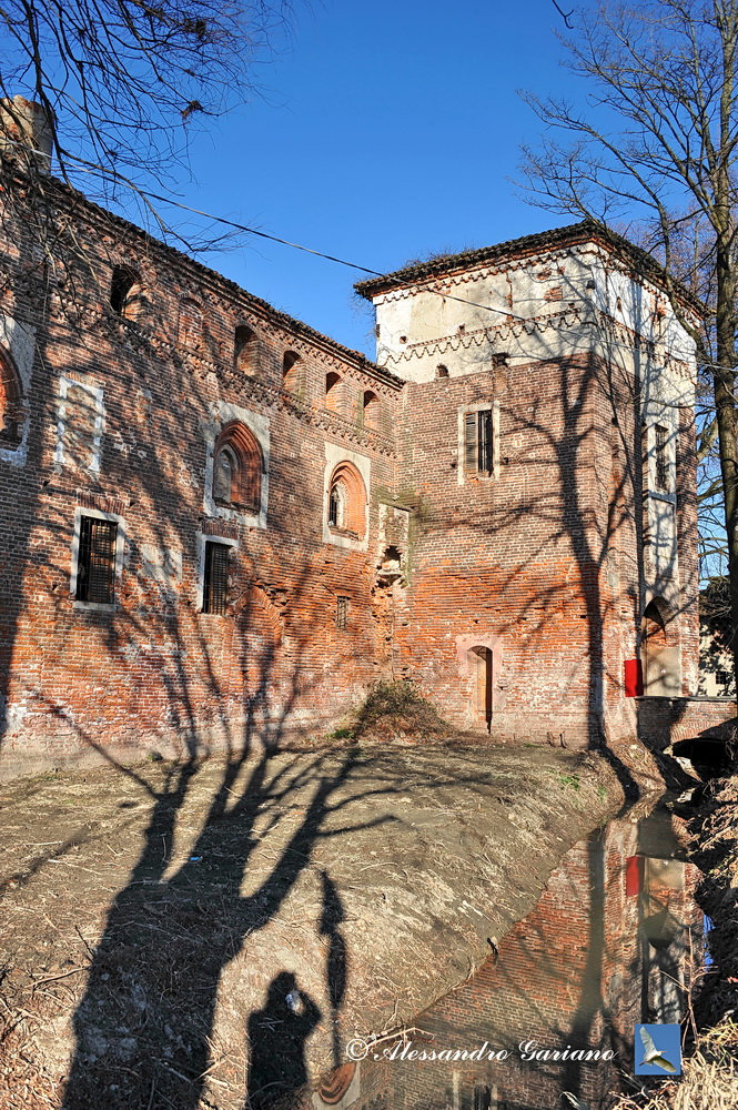 Foto 33 di 78