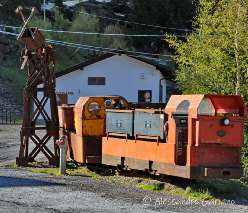 Foto 24 di 93