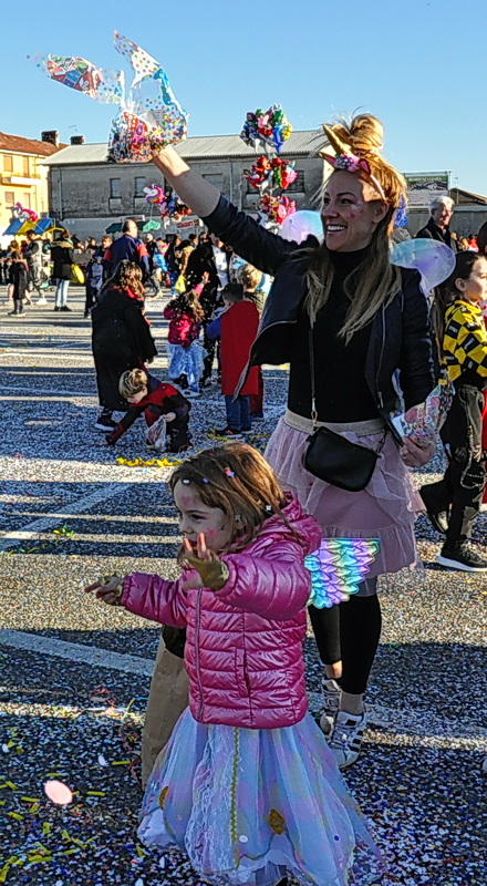 Foto 035 di 124
