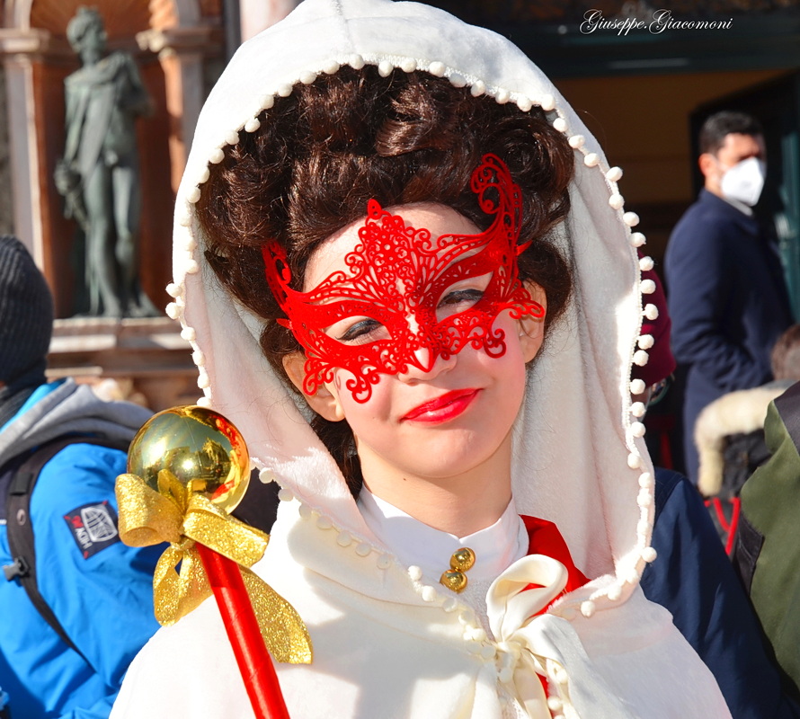 Foto 030 di 257