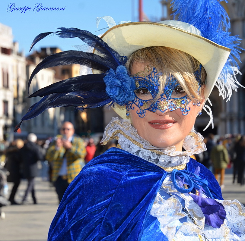 Foto 039 di 257
