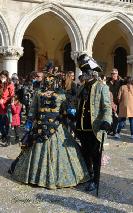 Foto 201 di 257