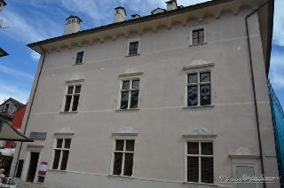 Foto 24 di 89