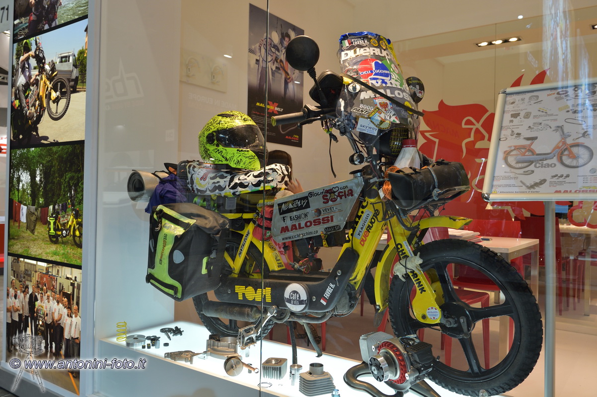 Foto 037 di 223