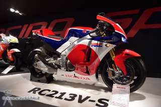 Foto 115 di 223