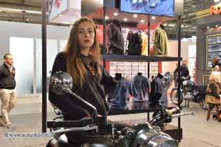 Foto 131 di 223