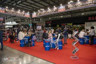 Foto 001 di 213