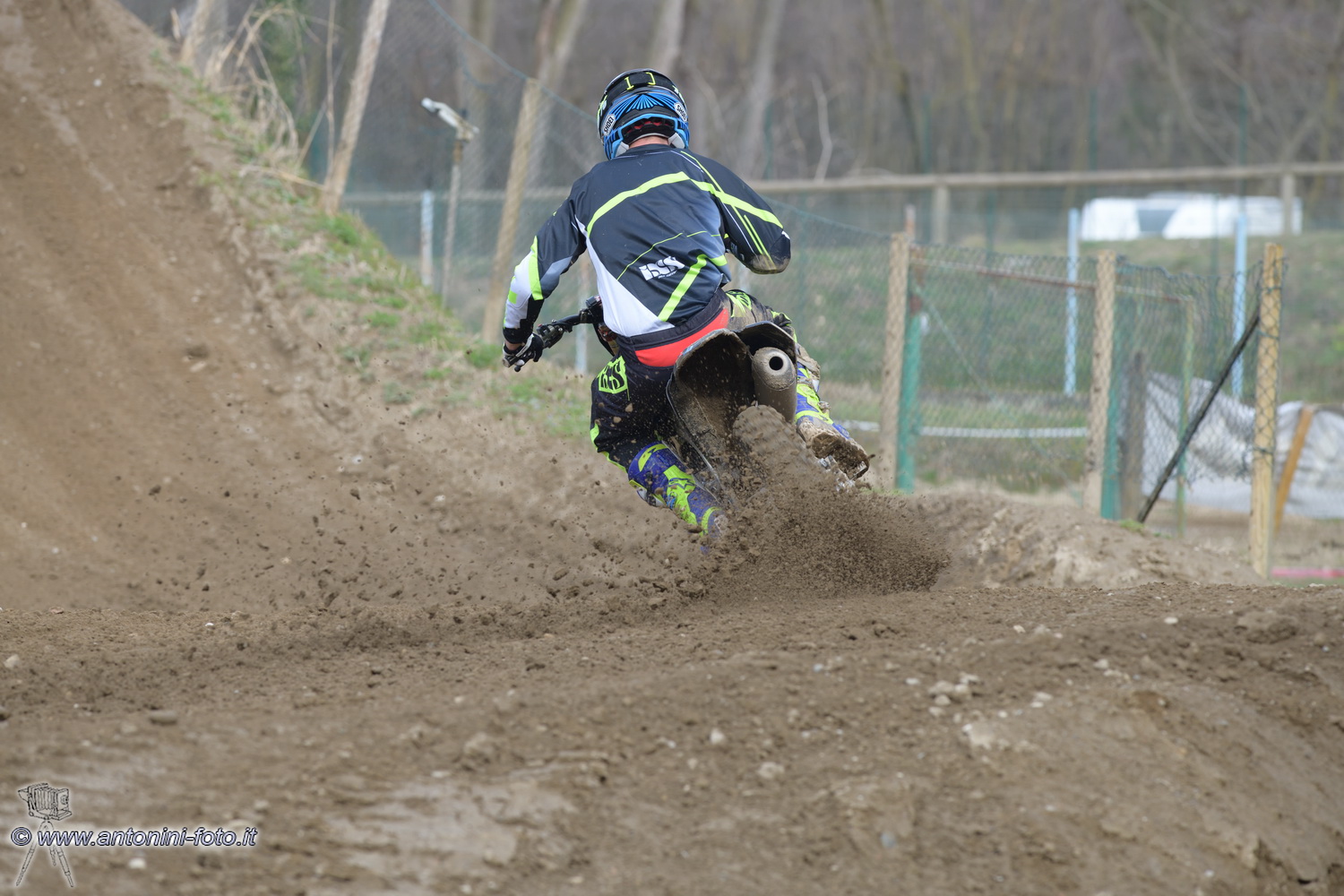 Foto 026 di 189
