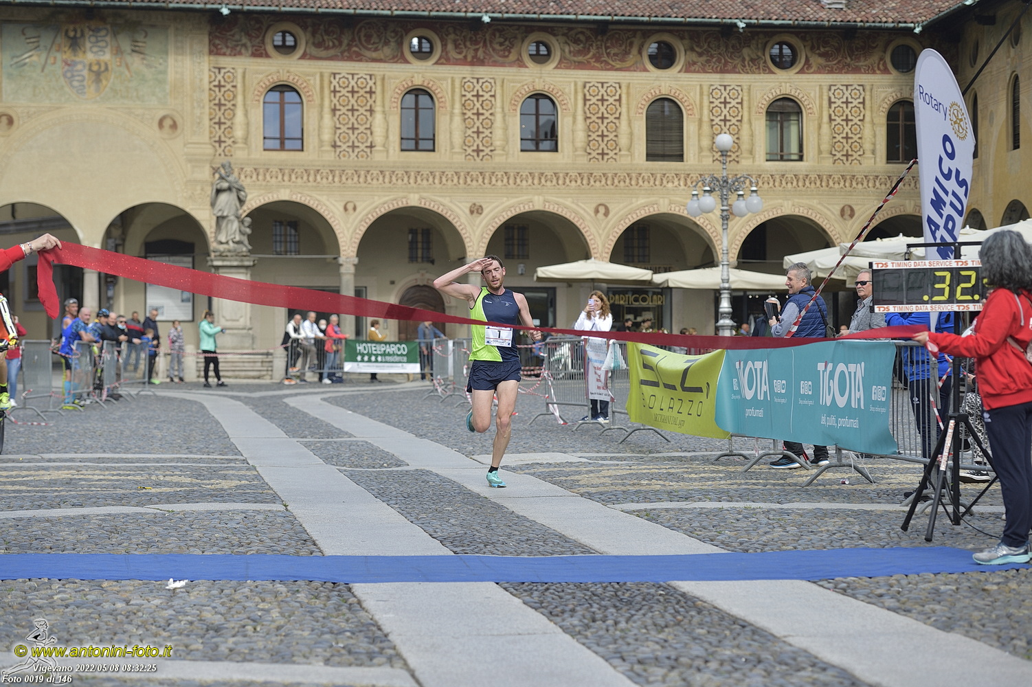Foto 0019 di 146