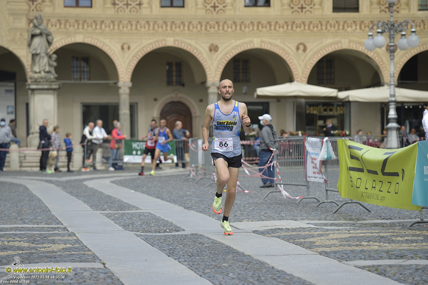 Foto 0064 di 146