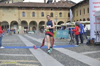 Foto 0025 di 146