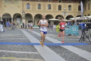 Foto 0043 di 146