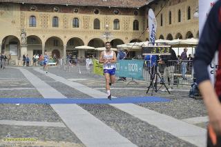 Foto 0100 di 146
