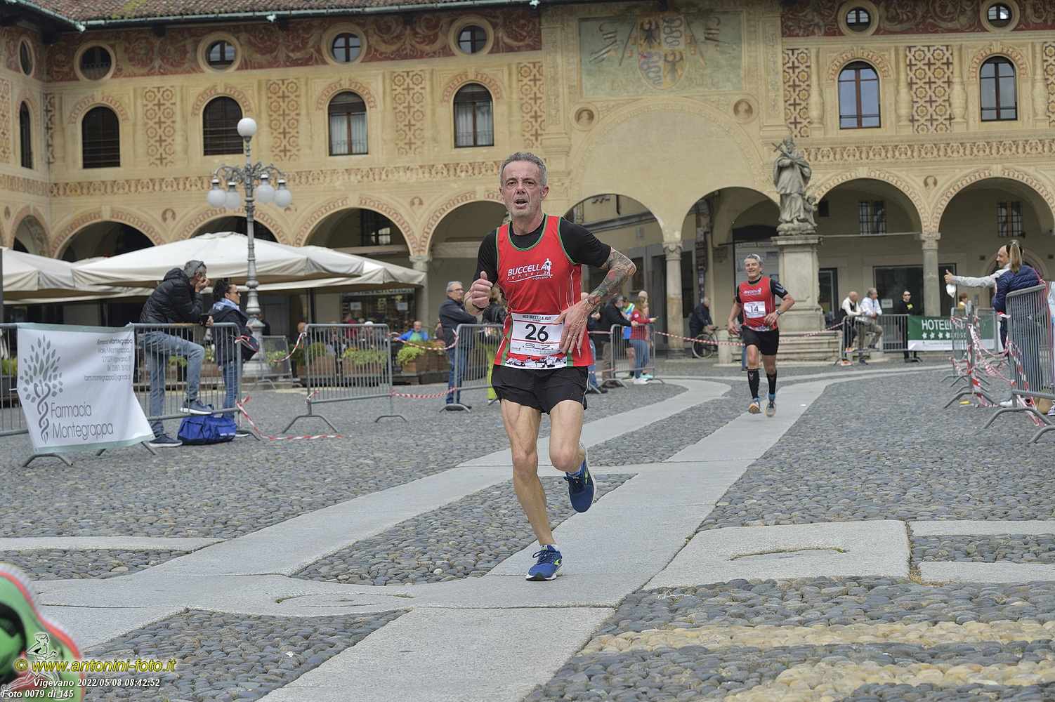Foto 0079 di 145