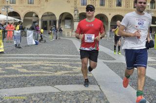 Foto 0004 di 145