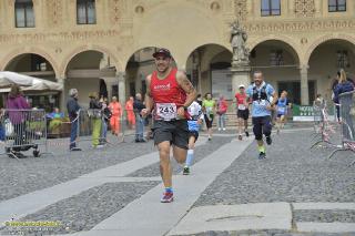 Foto 0046 di 145