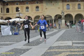 Foto 0075 di 145