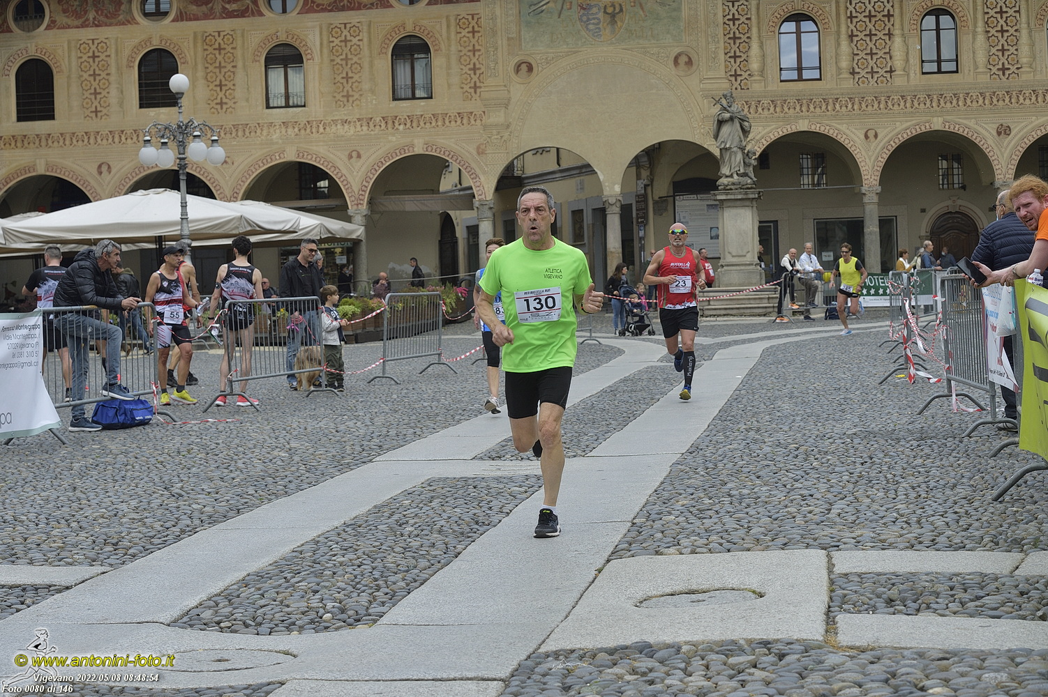 Foto 0080 di 146