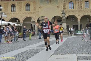 Foto 0021 di 146