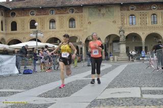 Foto 0024 di 146