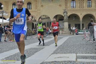 Foto 0036 di 146