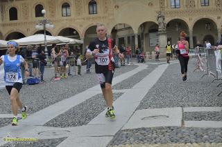 Foto 0057 di 146