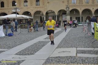 Foto 0042 di 144